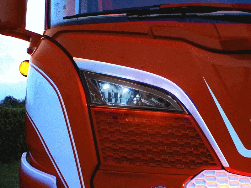 scania-fjernlygte-gif2_1.jpg